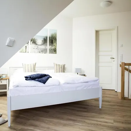 Апартаменты Ferienwohnung, Zingst, Cleaning Included *