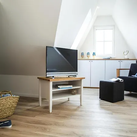 Ferienwohnung, Zingst, Cleaning Included Апартаменты *